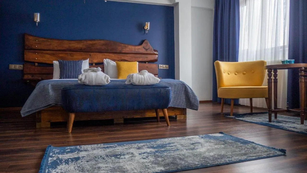 Fuego Design Suites Istanbul 2*,